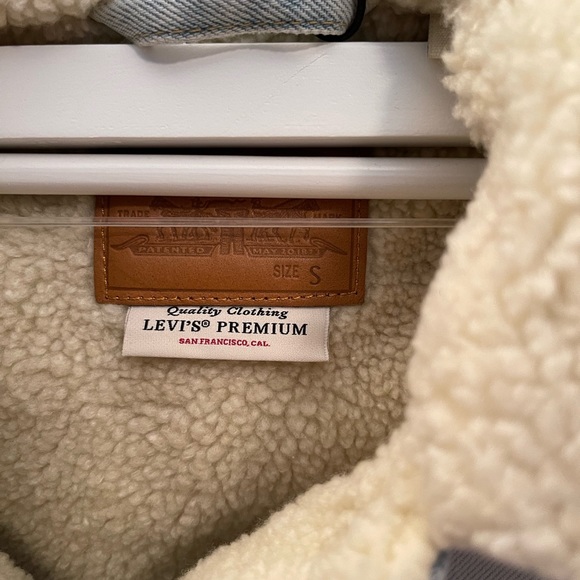 Ex-boyfriend Trucker Jacket Sherpa Lining Star Studded - Picture 5 of 16